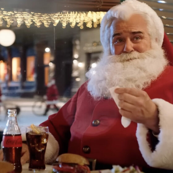 Fonte foto Spot The World Needs More Santas | Coca-Cola (YouTube) MKTG WideSpirit